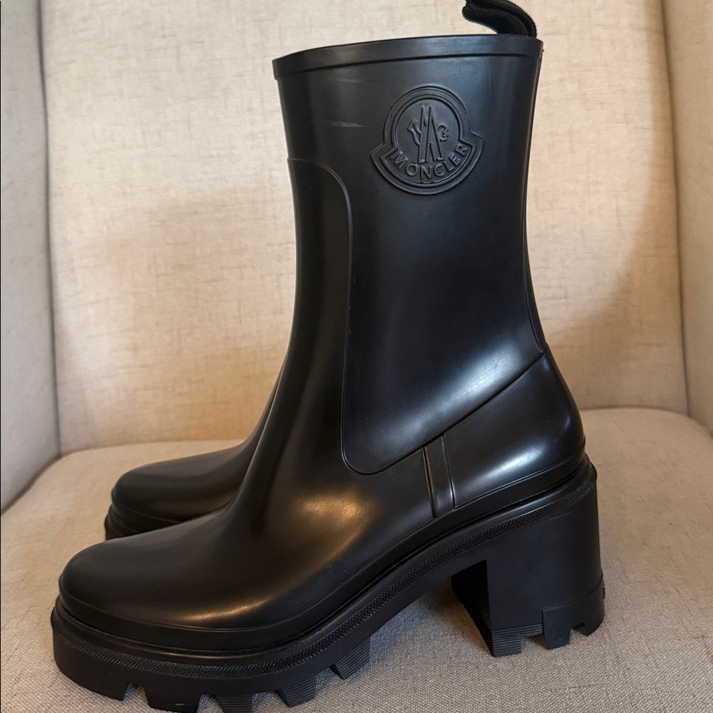 Moncler Black Loftgrip Rain Boots - Picture 3 of 13